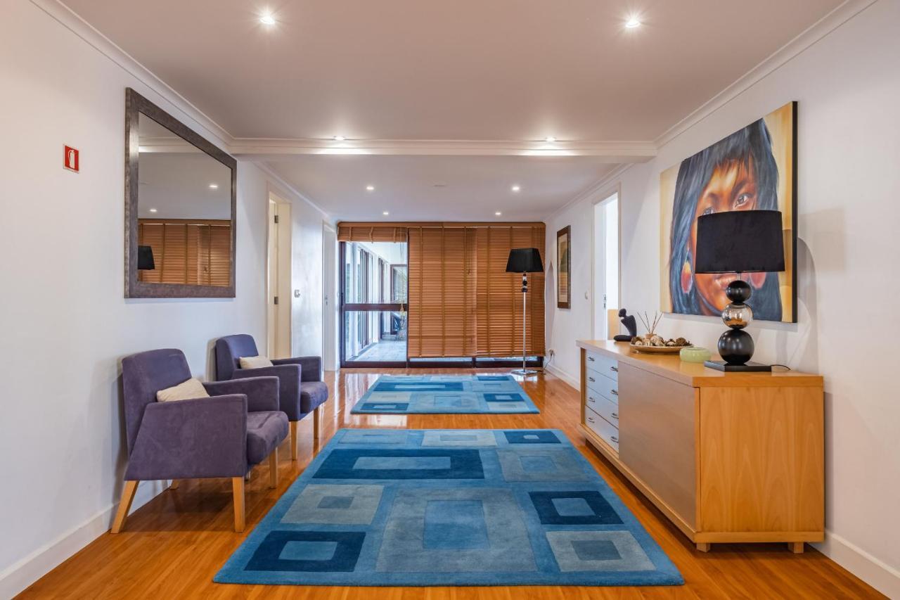 Ample Villa With Pool And Gorgeous Ocean View Φουνκάλ Εξωτερικό φωτογραφία